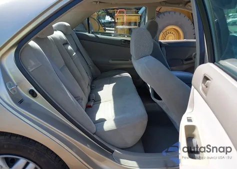 2004 Toyota Camry Le из США, поврежденный, VIN 4T1BE32K54U932098